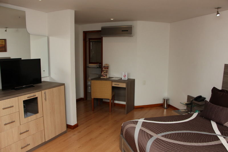 Hotel Casa Victoria Medellín Zewnętrze zdjęcie
